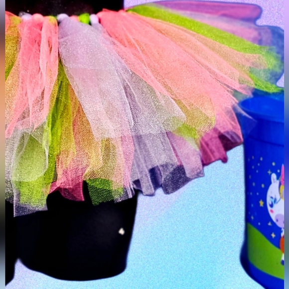 Custom Halloween Bucket w/Wearable TuTu, Sz. Small (4 - 7 child) - Picture 3 of 8